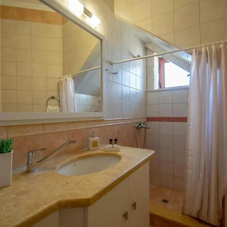 Villa Kantouni House Volimes