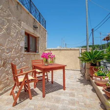Kantouni House Volímai